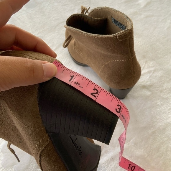 𝅺CLARK'S Heeled Victorian Booties - Picture 8 of 8